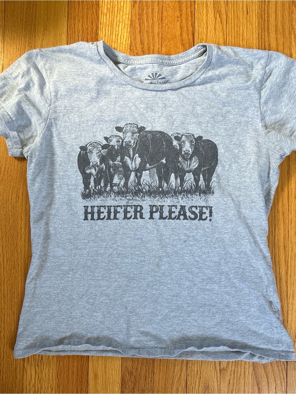 Women’s 'Heifer Please!' Graphic Tee - Light Gray
